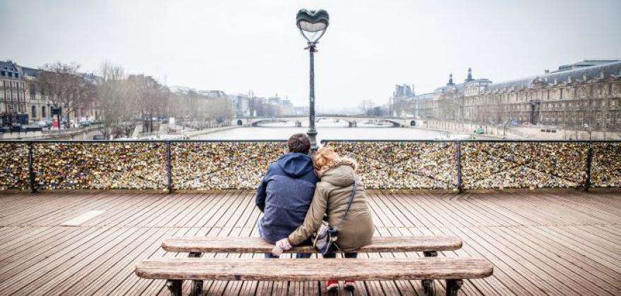 Winter sales and Valentine’s Day in the capital of fashion and love