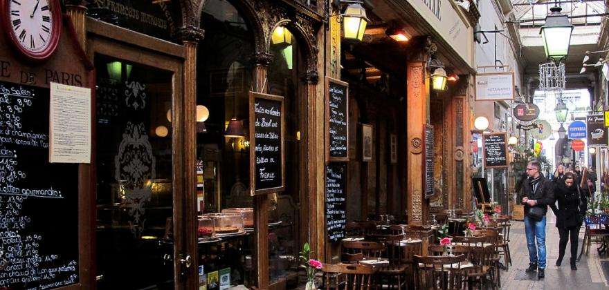 The covered passages are perfect for winter shopping