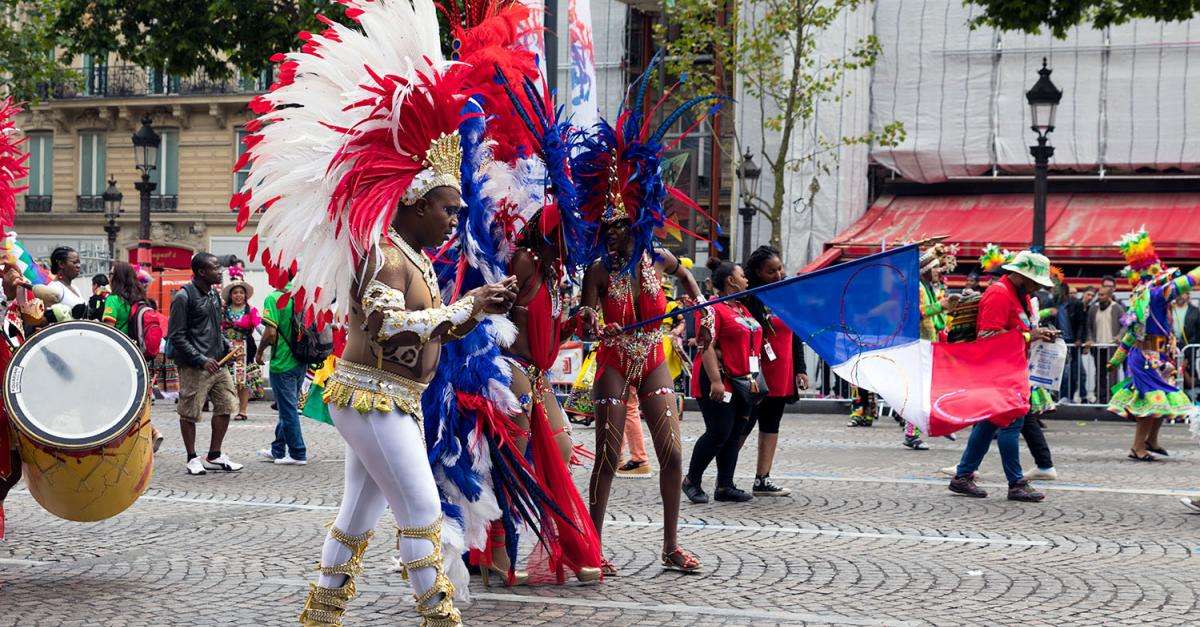 Carnaval de Paris, des défilés hauts en couleurs | Hotel Paris France