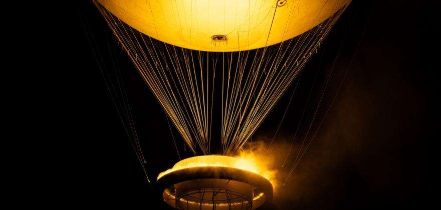 La vasque lumineuse des Tuileries : Paris s’illumine depuis le ciel