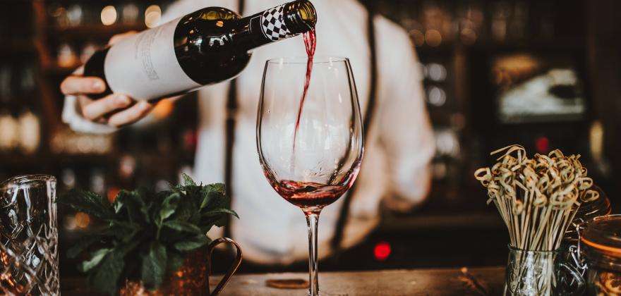 Find good wine in our neighbourhood