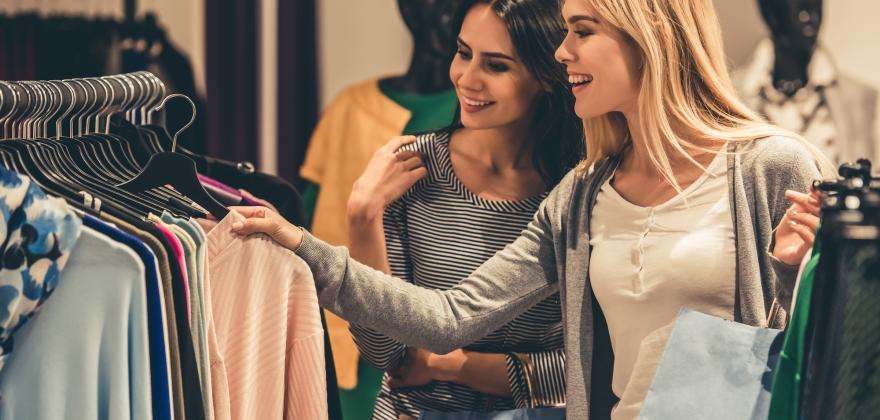 Soldes d'hiver 2026 à Paris & Saint‑Valentin : comment préparer votre séjour à l'hôtel Paris France pour un shopping‑romance réussie